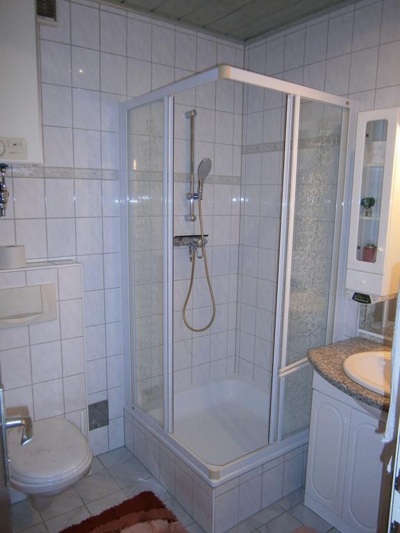 Ferienwohnung "Isidora" Villach Esterno foto